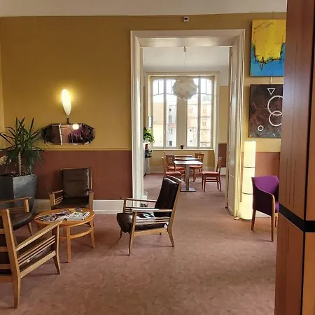 & Residences - Les Thermes 3*