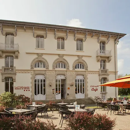 & Residences - Les Thermes